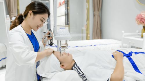芳香世家 黑科技儀器上線,引領(lǐng)美業(yè)科技護(hù)膚新潮流